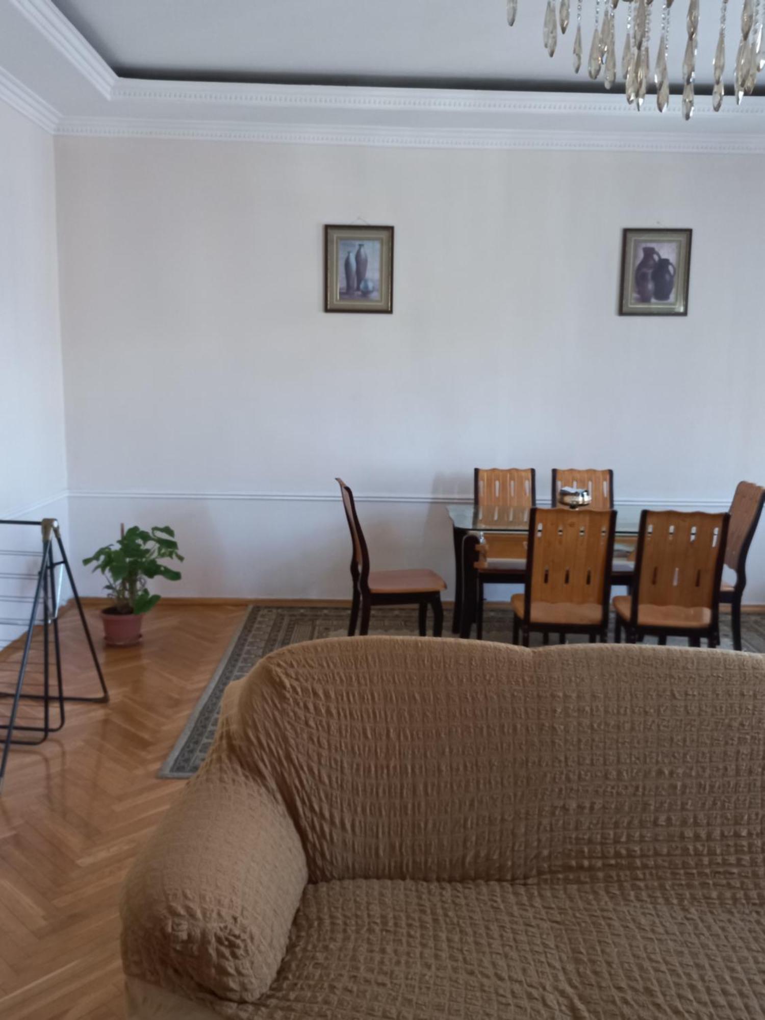 Neftiannikov Avenue Apartment バクー エクステリア 写真
