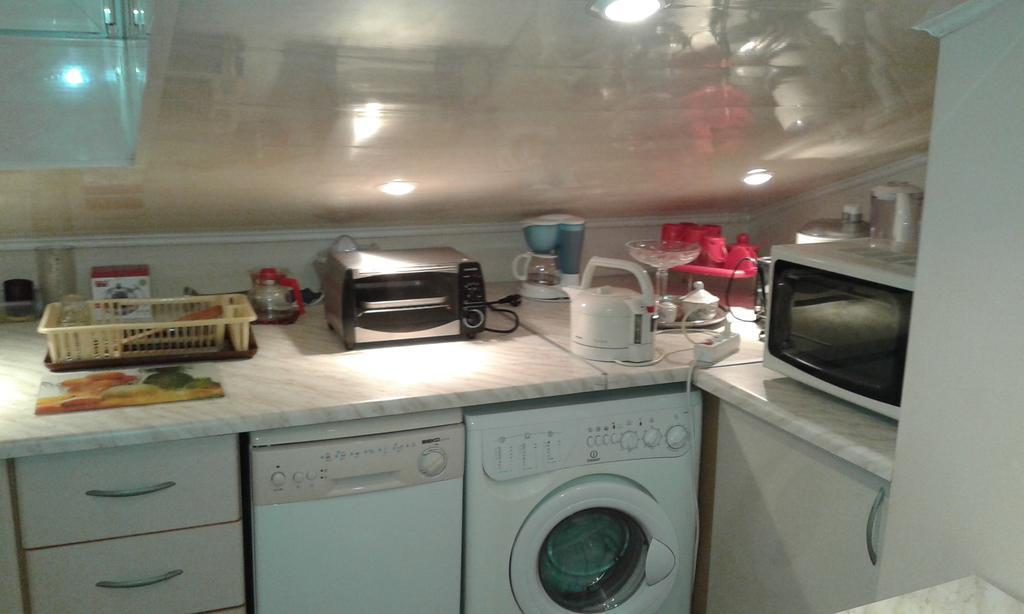 Neftiannikov Avenue Apartment バクー エクステリア 写真