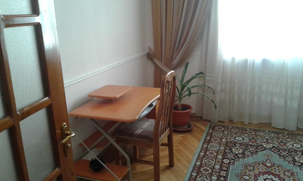 Neftiannikov Avenue Apartment バクー エクステリア 写真
